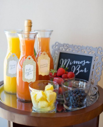 '3 Cute Ways To Thank Your Bridal Party' Image #1