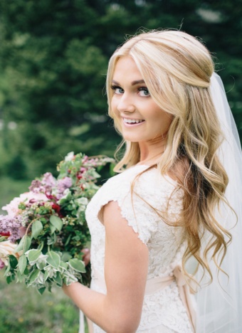 'Dancing With The Stars Celebrity, Bride Lindsay Arnold' Image #1