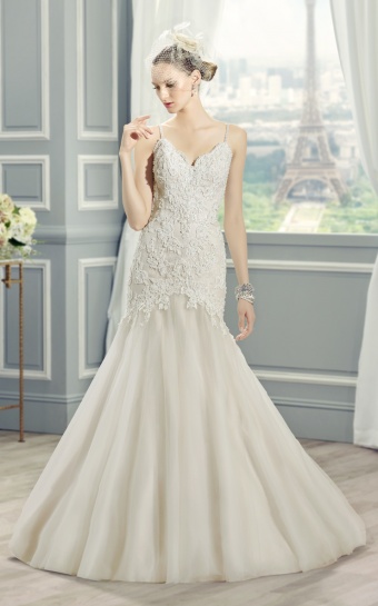 'Wedding Dresses with Sleeves: The New Bridal Gown Trend' Image #1