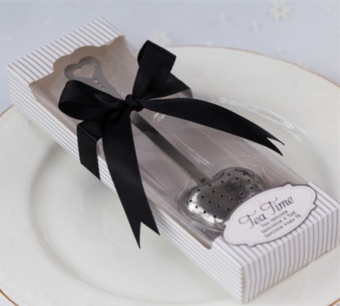 '5 DIY Winter Wedding Favors' Image #1