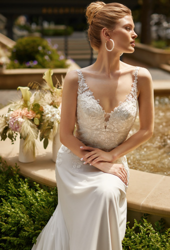 Chiffon A-line Wedding Dress