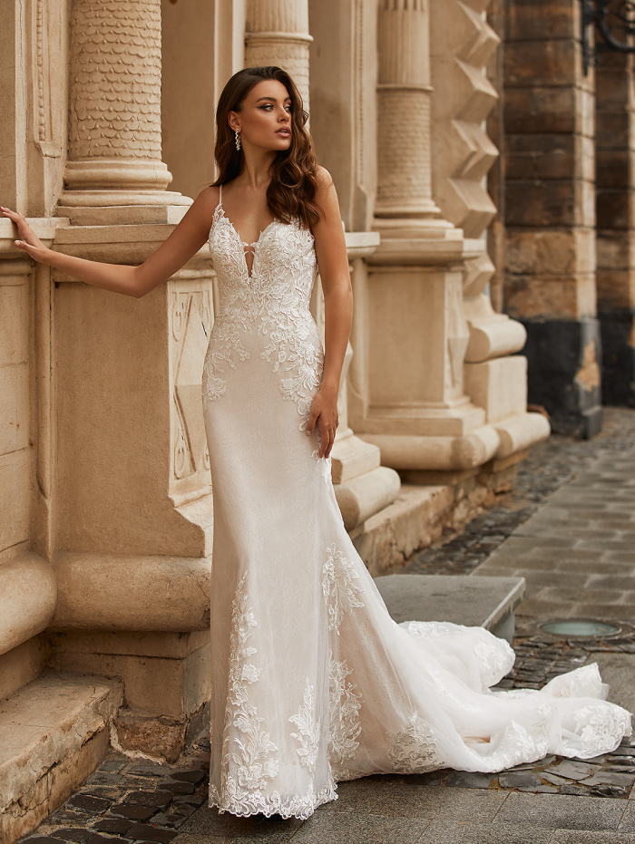 Lace Trumpet Silhouette Wedding Dress