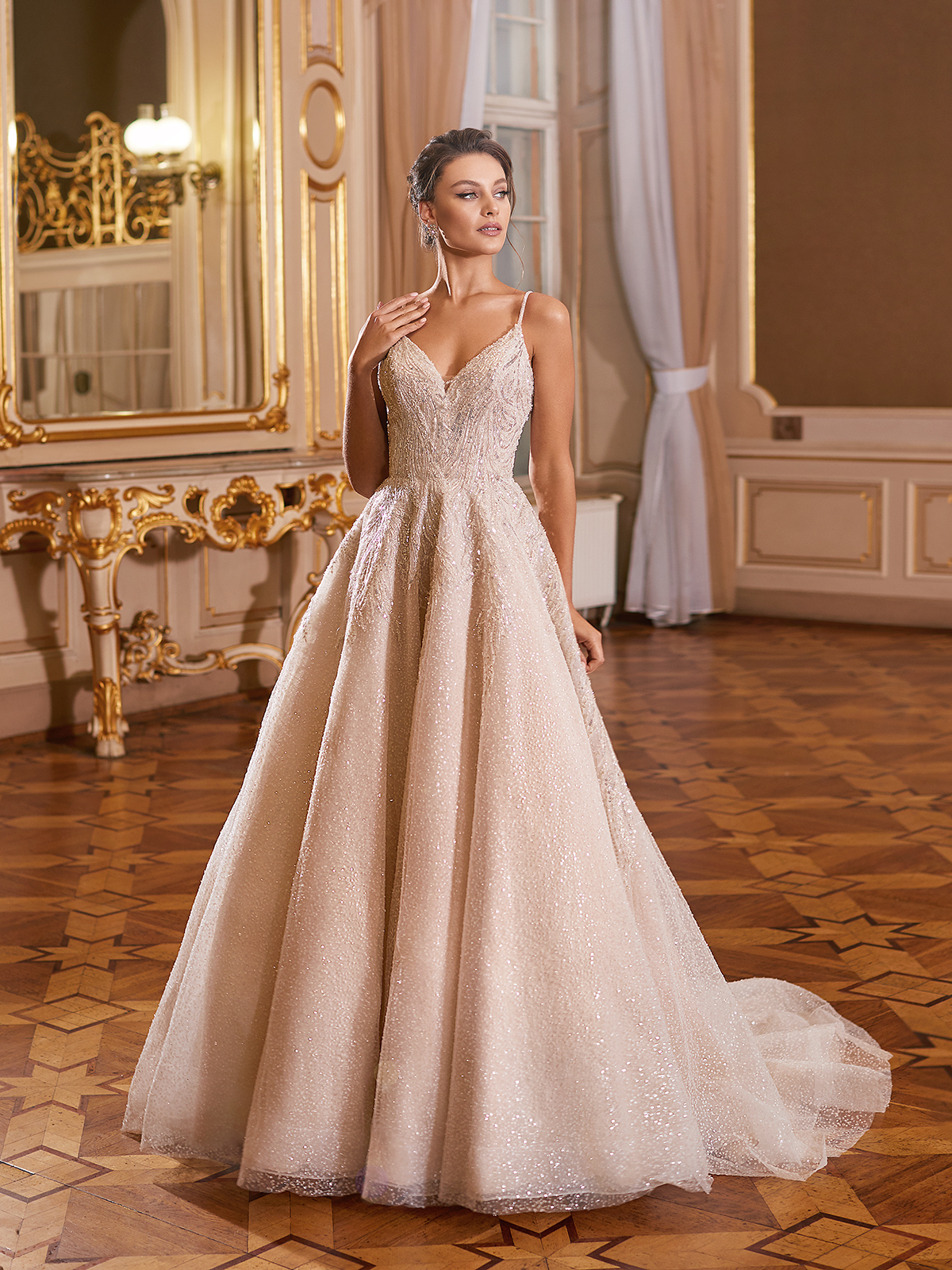 https://www.moonlightbridal.com/img/blog/d97c83fc43edf81b4d1ea290b68aaff9-inline.jpg