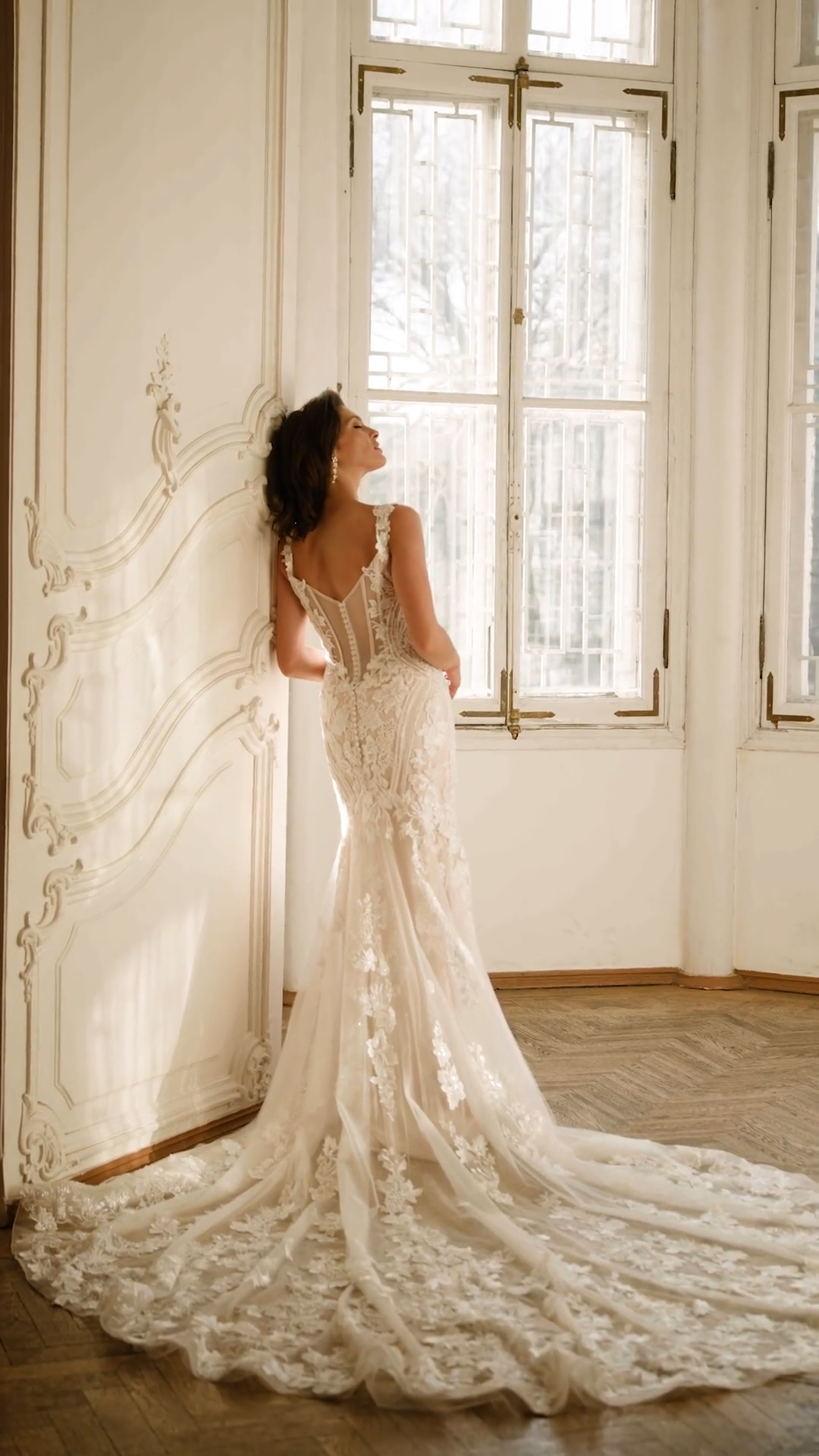 Stunning Deep V-Neck and Illusion V-Back Mermaid Gown with Lace Trim Moonlight Couture H1507