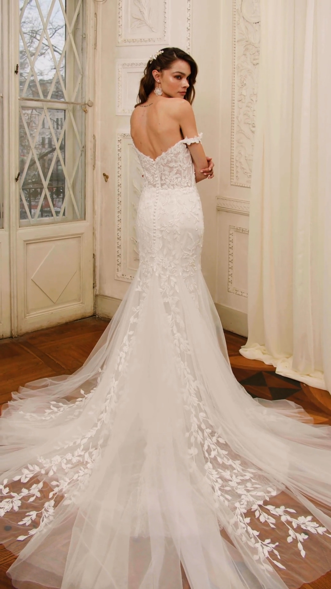 Moonlight Collection J6860 Form-Fitting Off-Shoulder Bodice with Flowy Godets Mermaid Skirt Moonlight Collection J6860 Form-Fitting Off-Shoulder Bodice with Flowy Godets Mermaid Skirt