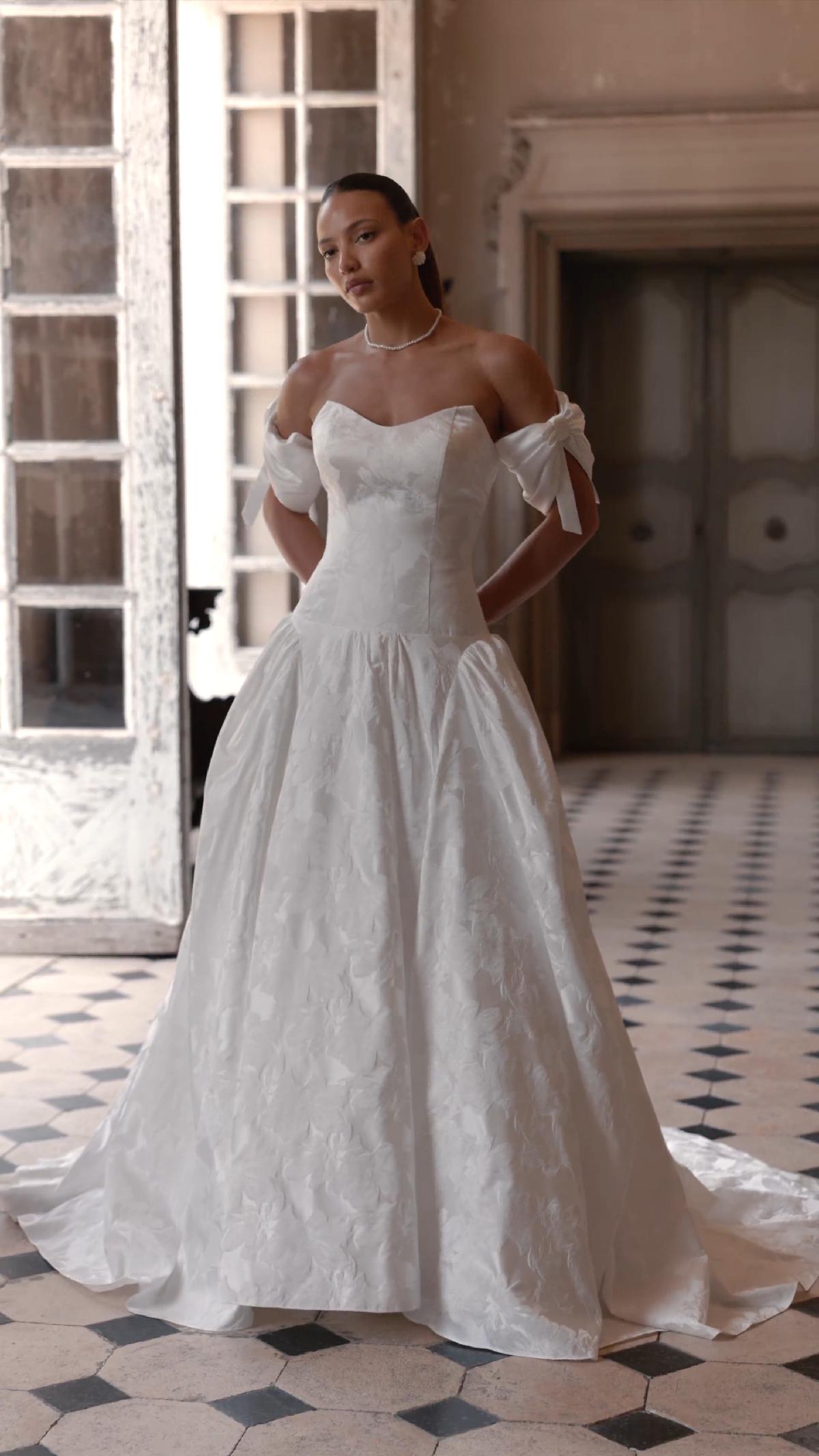 Moonlight Collection J6994 elegant bridal gowns and classic wedding dresses Moonlight Collection J6994 elegant bridal gowns and classic wedding dresses