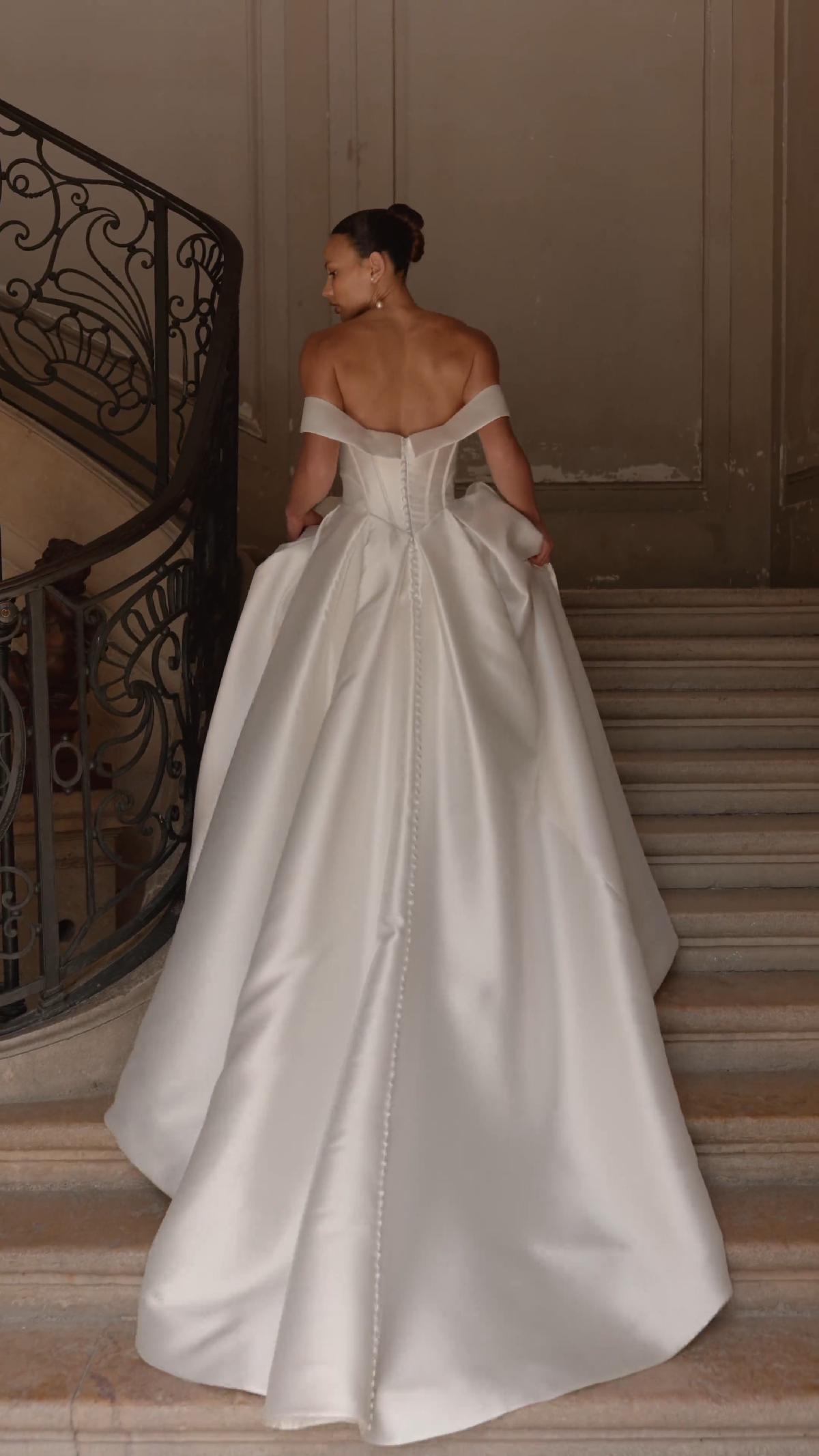 Moonlight Collection J6999 elegant bridal gowns and classic wedding dresses Moonlight Collection J6999 elegant bridal gowns and classic wedding dresses