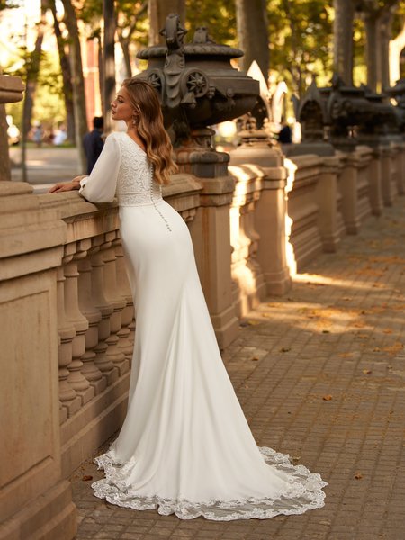 Modest V-back Crepe Wedding Dress With Buttons Along Zipper and Cutout Lace Train Style M5062 Modest V-back Crepe Wedding Dress With Buttons Along Zipper and Cutout Lace Train Style M5062