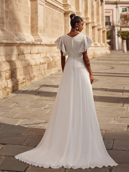 Modest V-Back Neckline Wedding Dress with Buttons Along Zipper and Sweep Train Style M5074