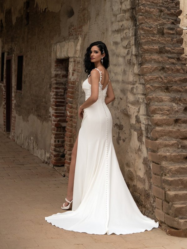 Lace Strap Sweetheart Neck Ruched Mermaid Wedding Dress