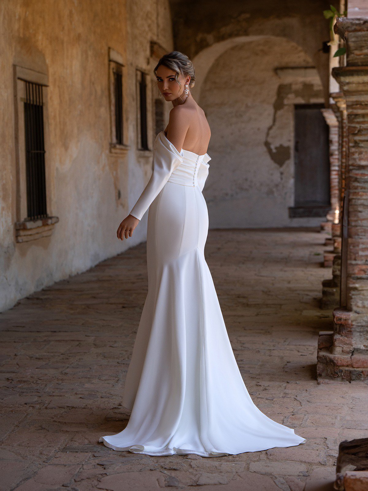 Off Shoulder Detachable Long Sleeve Mermaid Crepe Wedding Dress