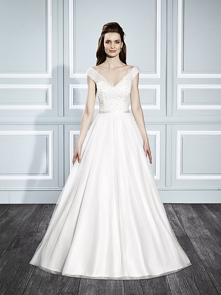 Moonlight Tango T709 Classic open off the shoulder Audrey Hepburn A-line retro wedding dress with pearls Moonlight Tango T709 Classic open off the shoulder Audrey Hepburn A-line retro wedding dress with pearls
