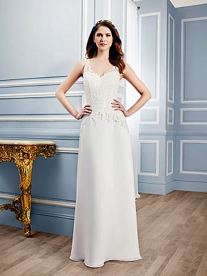 Moonlight Tango T748 romantic A-line wedding dress perfect for garden weddings Moonlight Tango T748 romantic A-line wedding dress perfect for garden weddings
