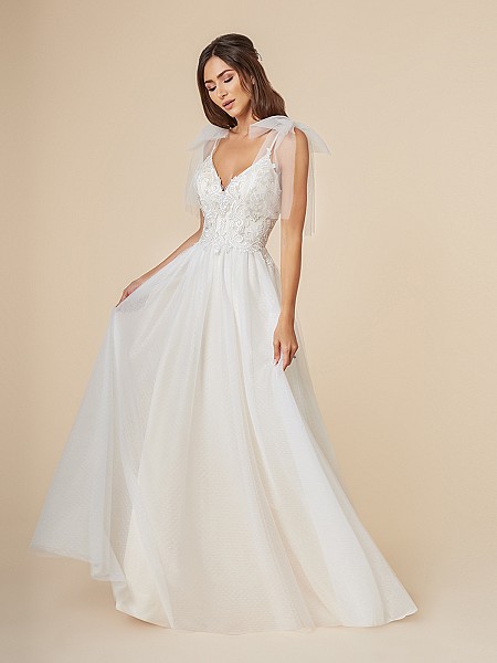 Moonlight Tango T845 romantic A-line wedding gown with V-neck with straps and tulle bows at the shoulders Moonlight Tango T845 romantic A-line wedding gown with V-neck with straps and tulle bows at the shoulders