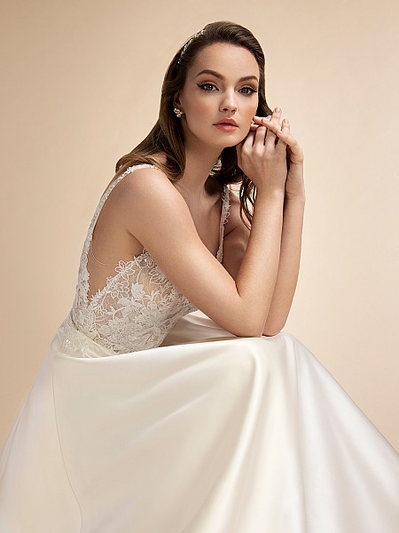 V-neck A-line Wedding Dress with Lace Bodice and Straps Moonlight T907 V-neck A-line Wedding Dress with Lace Bodice and Straps Moonlight T907