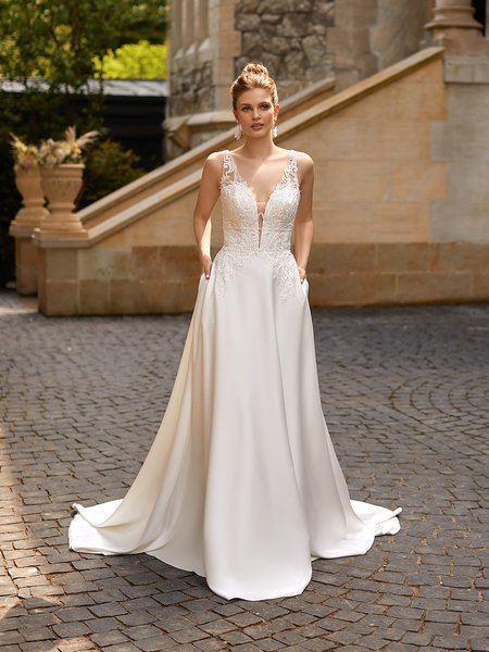 Moonlight Tango T957 comfortable bohemian lace bridal gowns for the casual bride Moonlight Tango T957 comfortable bohemian lace bridal gowns for the casual bride