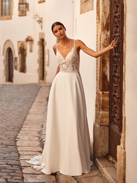 Moonlight Tango T985 Boho Chic Full A-Line with Deep Sweetheart and Illusion Inset Front Neckline Moonlight Tango T985 Boho Chic Full A-Line with Deep Sweetheart and Illusion Inset Front Neckline